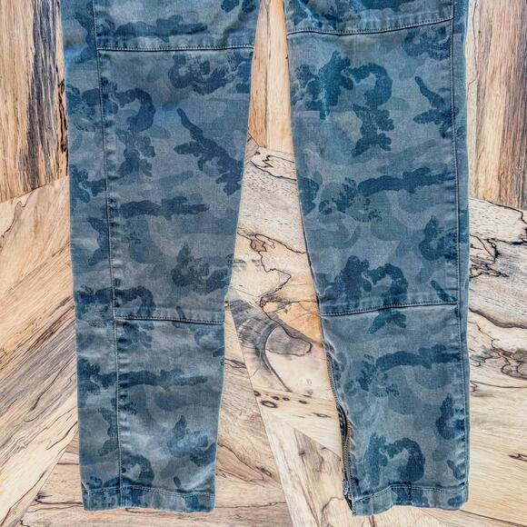 Ecru New York, Green/Dark Gray Camo Pants Soft Stretch Mid-Rise, Women's 2 - Picture 11 of 12